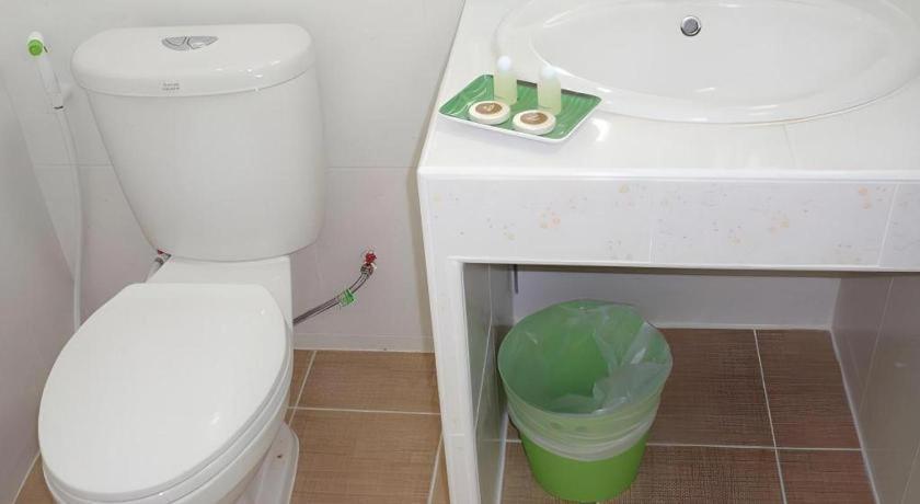 Yamjan Place Szuratthani Kültér fotó